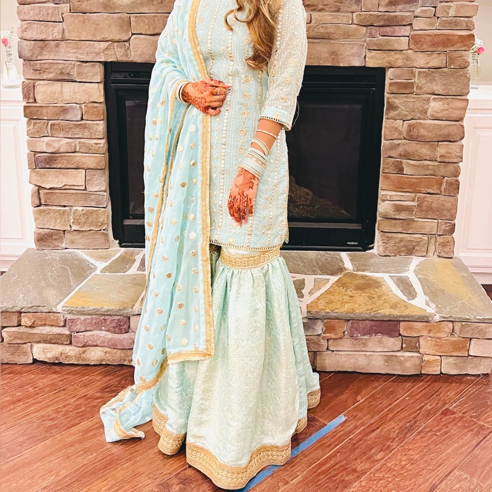 Elegant Light Blue Traditional Outfit